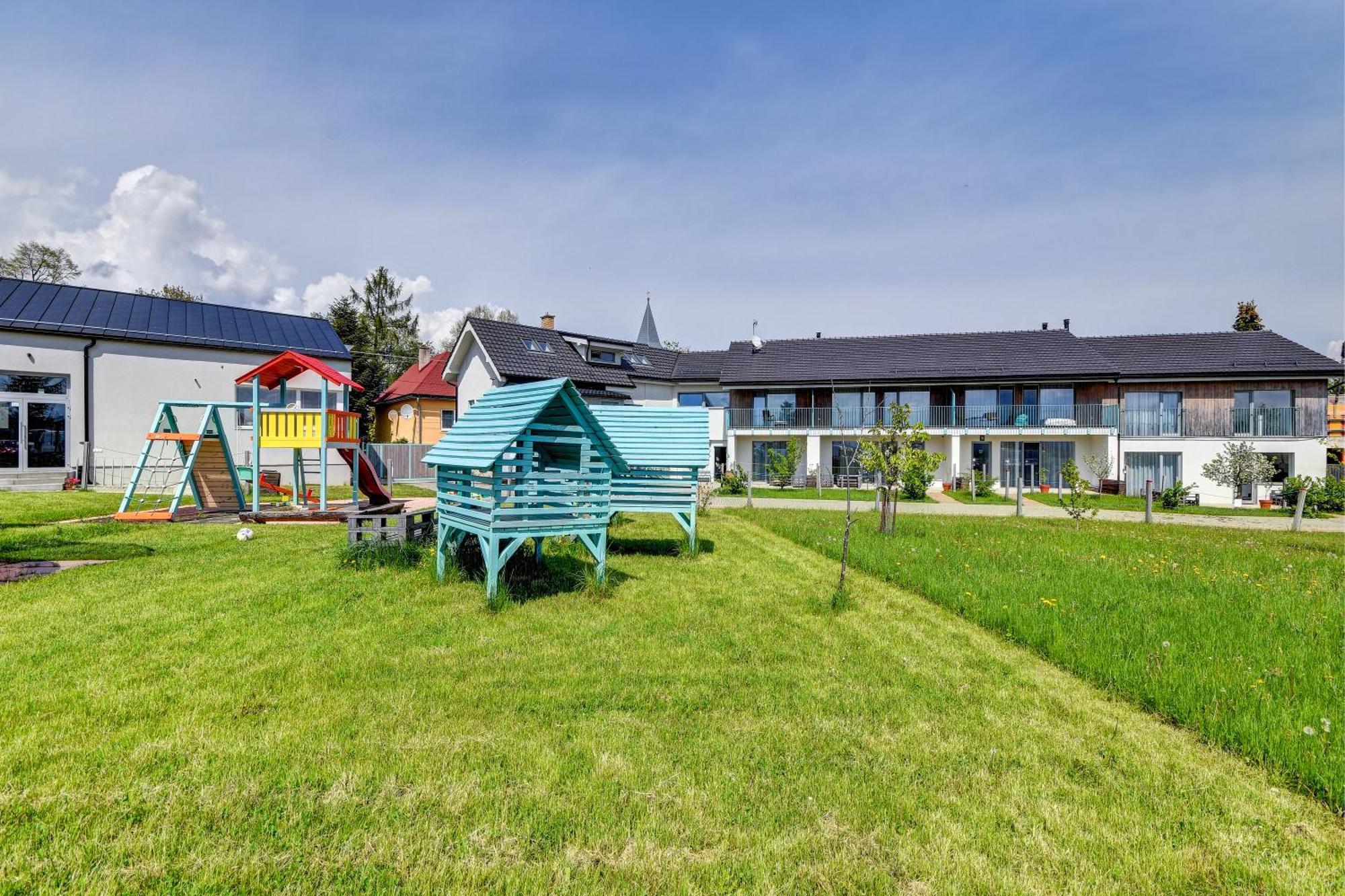 Apartments Ceresnovy Sad & Wellness Vysoké Tatry Exteriör bild
